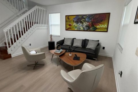 Villa ou maison à vendre à Doral, Floride: 3 chambres, 185.06 m2 № 2183320 - photo 18