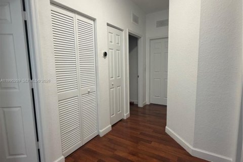 Villa ou maison à vendre à Doral, Floride: 3 chambres, 185.06 m2 № 2183320 - photo 19