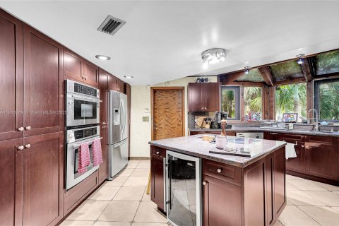Villa ou maison à vendre à Fort Lauderdale, Floride: 4 chambres, 440.64 m2 № 1972079 - photo 20