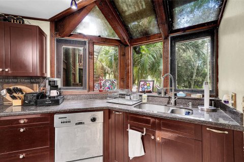 Villa ou maison à vendre à Fort Lauderdale, Floride: 4 chambres, 440.64 m2 № 1972079 - photo 22