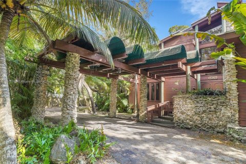 Villa ou maison à vendre à Fort Lauderdale, Floride: 4 chambres, 440.64 m2 № 1972079 - photo 2