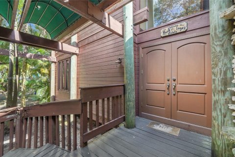 Villa ou maison à vendre à Fort Lauderdale, Floride: 4 chambres, 440.64 m2 № 1972079 - photo 8