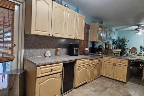 Villa ou maison à vendre à Miami, Floride: 3 chambres, 139.91 m2 № 1977864 - photo 11