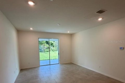 Villa ou maison à vendre à Palm Coast, Floride: 3 chambres, 152.08 m2 № 2356740 - photo 5