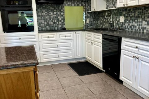 Appartement à louer à West Palm Beach, Floride: 2 chambres, 94.2 m2 № 2181961 - photo 4