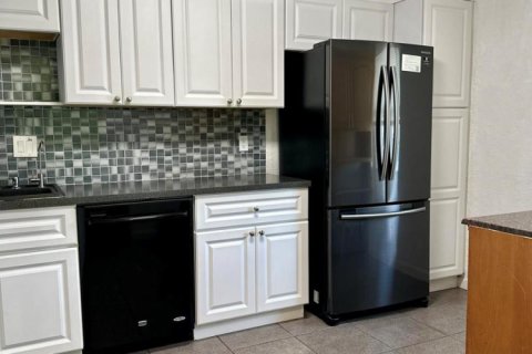 Appartement à louer à West Palm Beach, Floride: 2 chambres, 94.2 m2 № 2181961 - photo 3