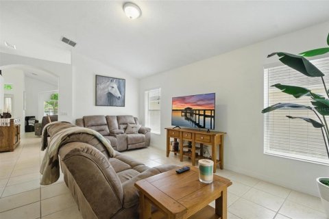 Casa en venta en Deltona, Florida, 3 dormitorios, 171.03 m2 № 1744908 - foto 13