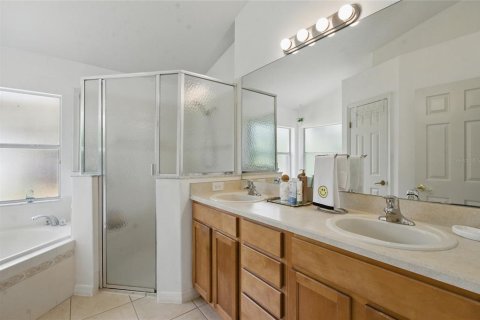 Casa en venta en Deltona, Florida, 3 dormitorios, 171.03 m2 № 1744908 - foto 22