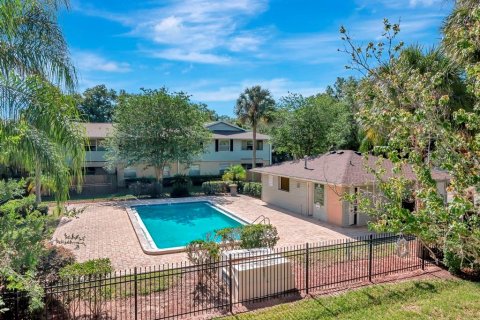 Propiedad comercial en venta en Brandon, Florida, 12 dormitorios, 511.71 m2 № 1904467 - foto 5