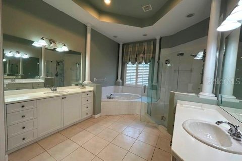 House in Bradenton, Florida 4 bedrooms, 252.6 sq.m. № 2213753 - photo 14