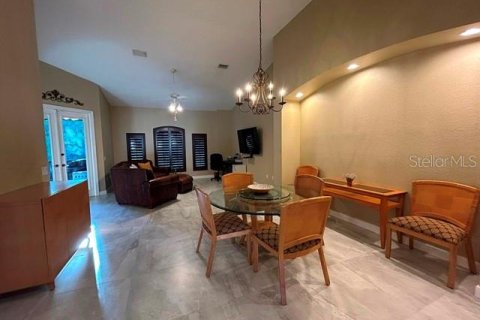 House in Bradenton, Florida 4 bedrooms, 252.6 sq.m. № 2213753 - photo 5