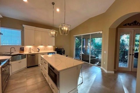 House in Bradenton, Florida 4 bedrooms, 252.6 sq.m. № 2213753 - photo 9