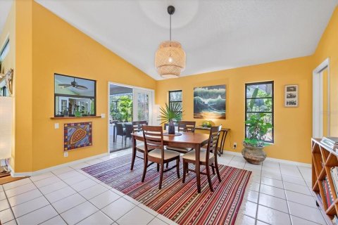 House in Englewood, Florida 3 bedrooms, 202.53 sq.m. № 1613707 - photo 13