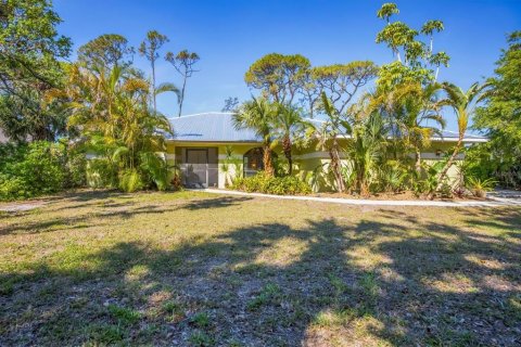House in Englewood, Florida 3 bedrooms, 202.53 sq.m. № 1613707 - photo 2