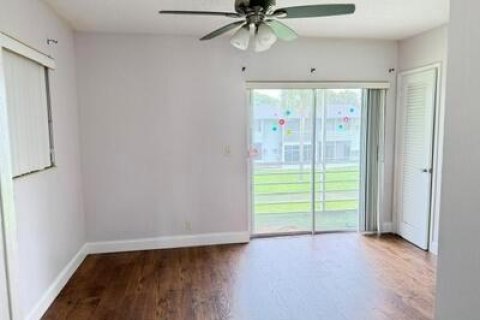Condo in West Palm Beach, Florida, 1 bedroom  № 2088393 - photo 14