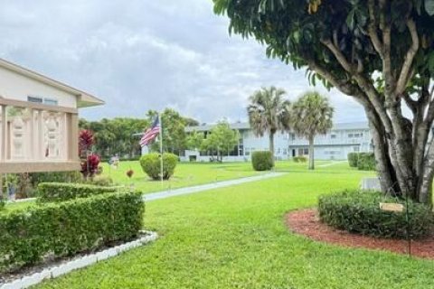 Condo in West Palm Beach, Florida, 1 bedroom  № 2088393 - photo 4