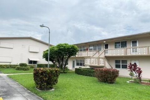 Condo in West Palm Beach, Florida, 1 bedroom  № 2088393 - photo 2