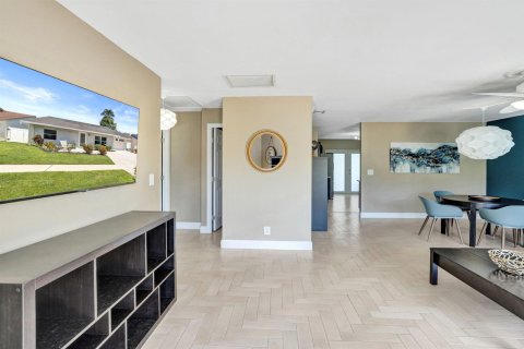 Villa ou maison à vendre à Lake Worth, Floride: 3 chambres, 154.68 m2 № 2398006 - photo 7