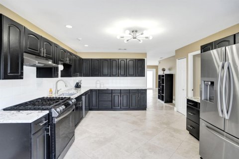 Villa ou maison à vendre à Lake Worth, Floride: 3 chambres, 154.68 m2 № 2398006 - photo 12