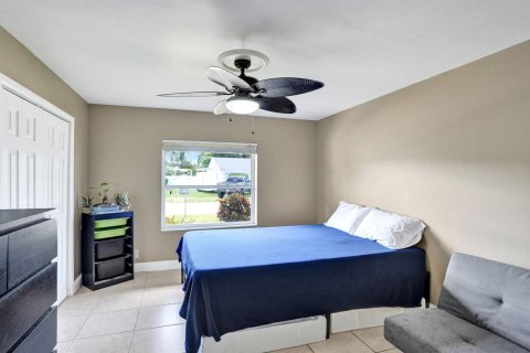 Villa ou maison à vendre à Lake Worth, Floride: 3 chambres, 154.68 m2 № 2398006 - photo 25