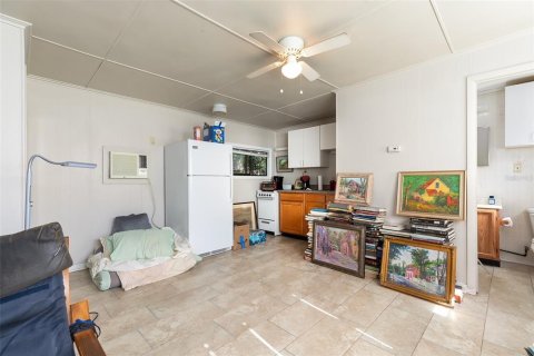 Commercial property in DeLand, Florida 3 bedrooms, 164.99 sq.m. № 2306255 - photo 25