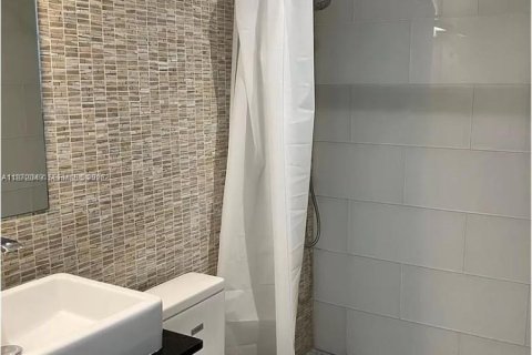 Appartement à louer à Miami Beach, Floride: 43.66 m2 № 2042282 - photo 6