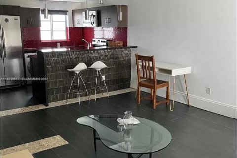 Appartement à louer à Miami Beach, Floride: 43.66 m2 № 2042282 - photo 3