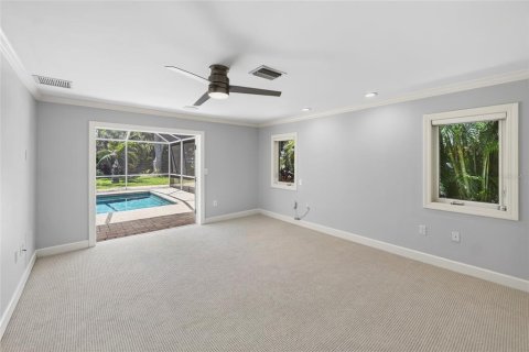 Villa ou maison à louer à Sarasota, Floride: 3 chambres, 229.93 m2 № 2156526 - photo 13