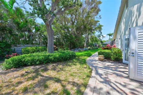 Villa ou maison à louer à Sarasota, Floride: 3 chambres, 229.93 m2 № 2156526 - photo 23