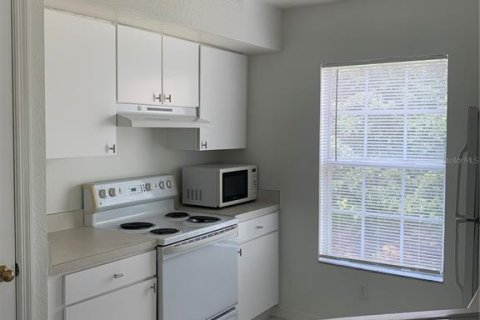 Condominio en alquiler en Tampa, Florida, 2 dormitorios, 127.55 m2 № 1907174 - foto 6