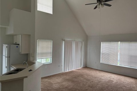 Condominio en alquiler en Tampa, Florida, 2 dormitorios, 127.55 m2 № 1907174 - foto 5