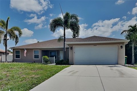 Villa ou maison à Port Charlotte, Floride 3 chambres, 149.67 m2 № 2324460