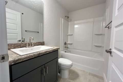 House in Summerfield, Florida 3 bedrooms, 143.91 sq.m. № 1688406 - photo 11