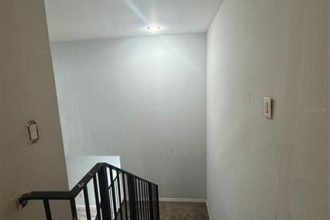 Casa en venta en Kissimmee, Florida, 4 dormitorios, 233.18 m2 № 1913154 - foto 7