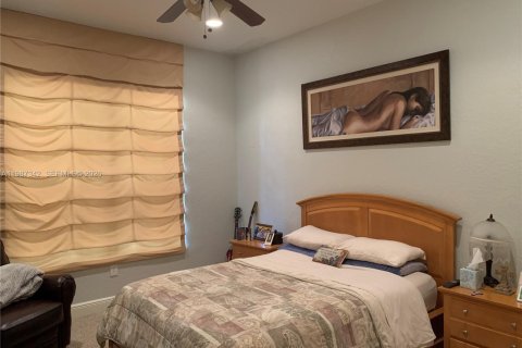 Casa en venta en Miramar, Florida, 5 dormitorios, 369.01 m2 № 2047784 - foto 11