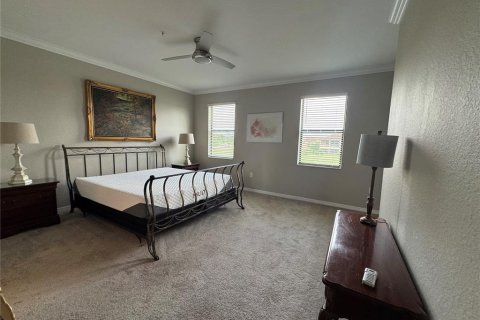 Townhouse in Venice, Florida 3 bedrooms, 181.07 sq.m. № 2427250 - photo 15