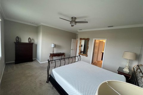 Townhouse in Venice, Florida 3 bedrooms, 181.07 sq.m. № 2427250 - photo 17