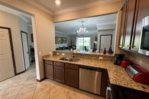 Townhouse in Venice, Florida 3 bedrooms, 181.07 sq.m. № 2427250 - photo 3