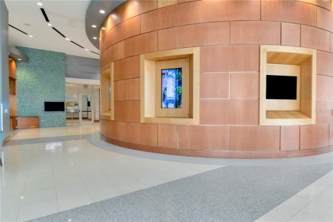 Condo in Tampa, Florida, 1 bedroom  № 1797919 - photo 8
