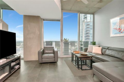 Condo in Tampa, Florida, 1 bedroom  № 1797919 - photo 19