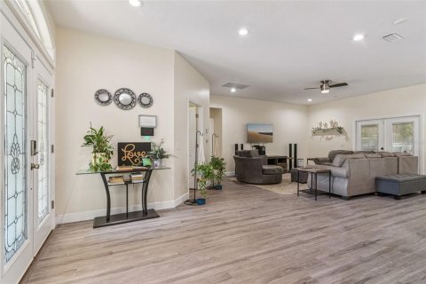 Casa en venta en Ocala, Florida, 5 dormitorios, 236.62 m2 № 2133445 - foto 5