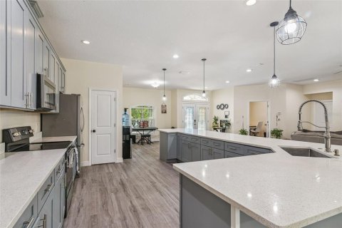 Casa en venta en Ocala, Florida, 5 dormitorios, 236.62 m2 № 2133445 - foto 13