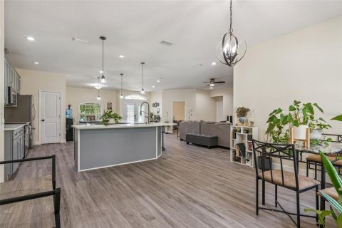 Casa en venta en Ocala, Florida, 5 dormitorios, 236.62 m2 № 2133445 - foto 12