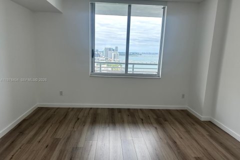 Condo in Miami, Florida, 1 bedroom  № 2052911 - photo 9