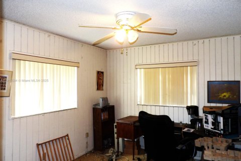 Casa en venta en Coral Springs, Florida, 4 dormitorios, 217.39 m2 № 1972691 - foto 20