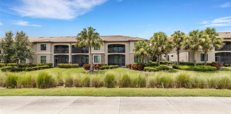 Condo in Bradenton, Florida, 2 bedrooms № 1869446