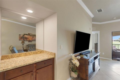 Condo in Bradenton, Florida, 2 bedrooms  № 1869446 - photo 21