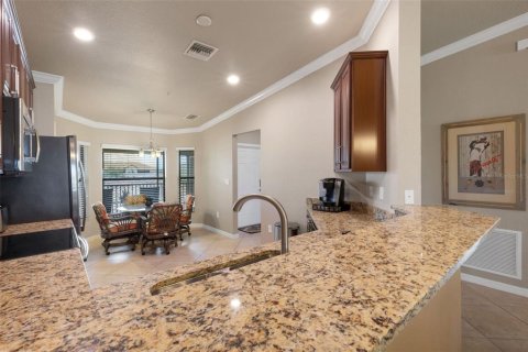Condo in Bradenton, Florida, 2 bedrooms  № 1869446 - photo 15