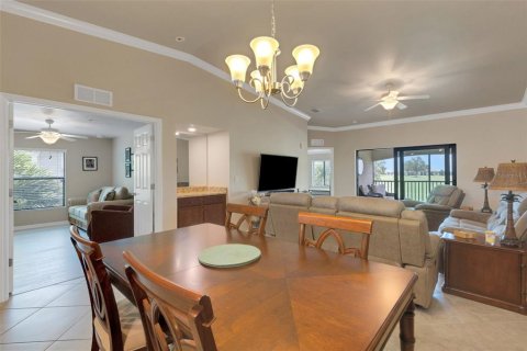 Condo in Bradenton, Florida, 2 bedrooms  № 1869446 - photo 16