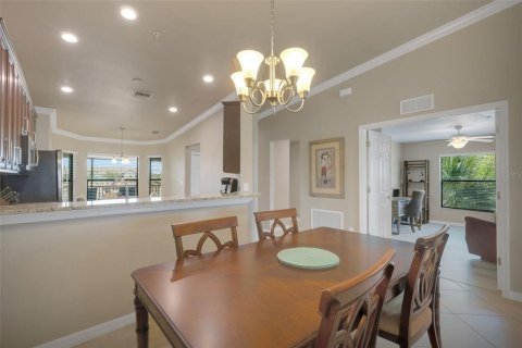 Condo in Bradenton, Florida, 2 bedrooms  № 1869446 - photo 17